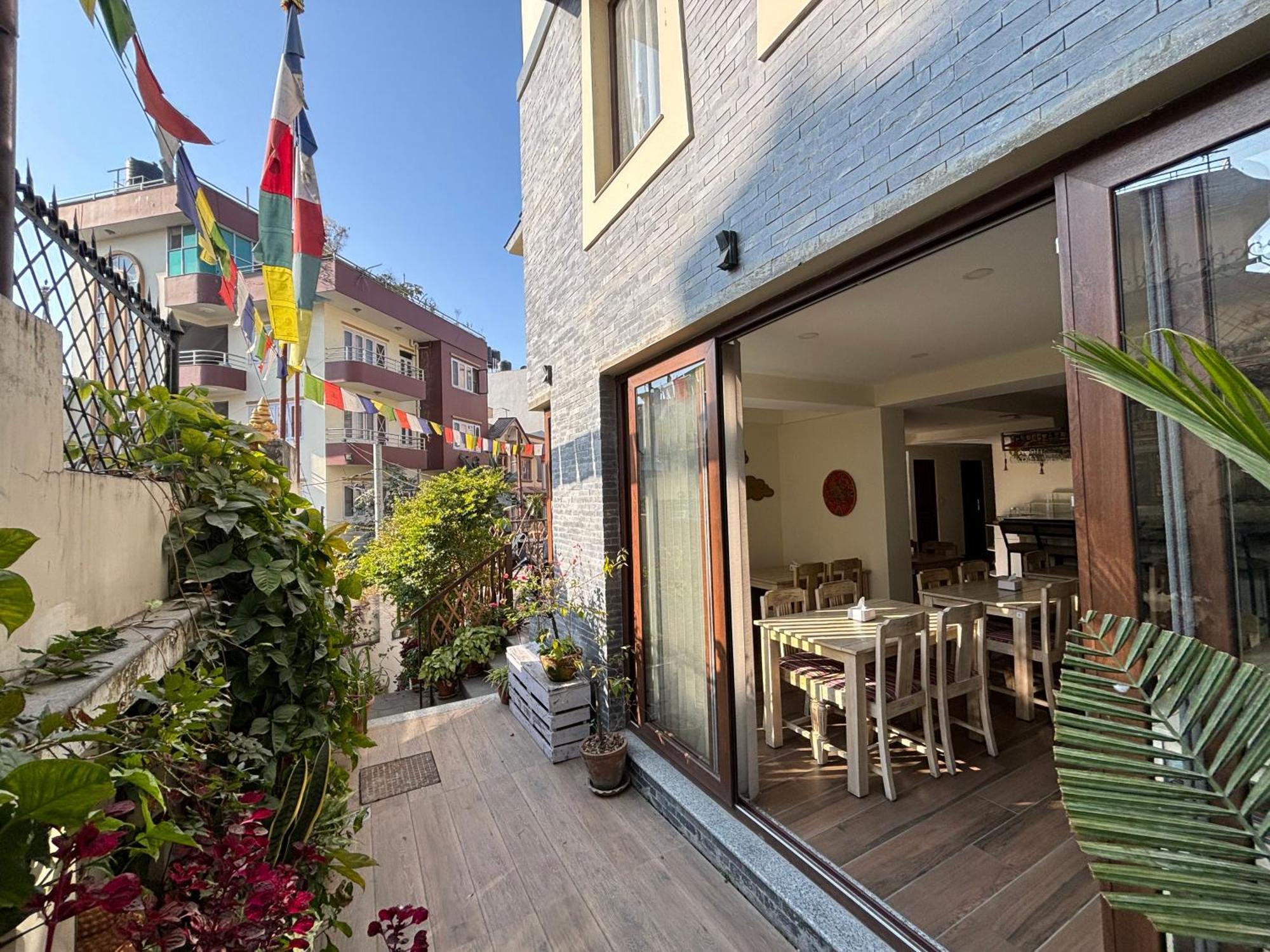 Viavia Boutique Hotel - カトマンズ エクステリア 写真