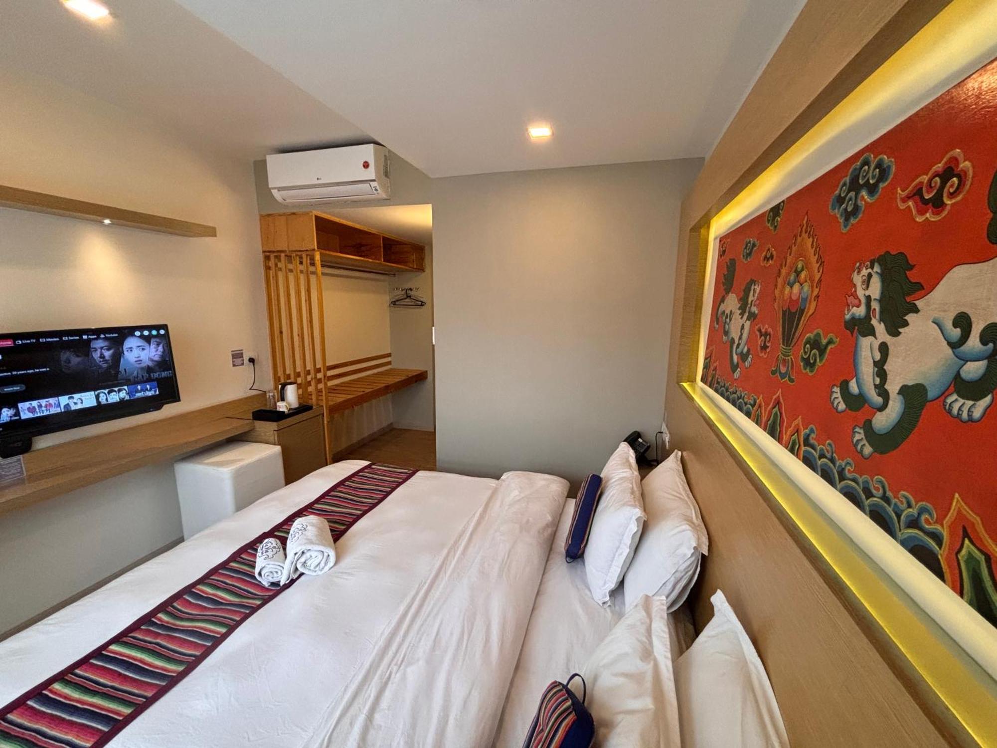 Viavia Boutique Hotel - カトマンズ エクステリア 写真