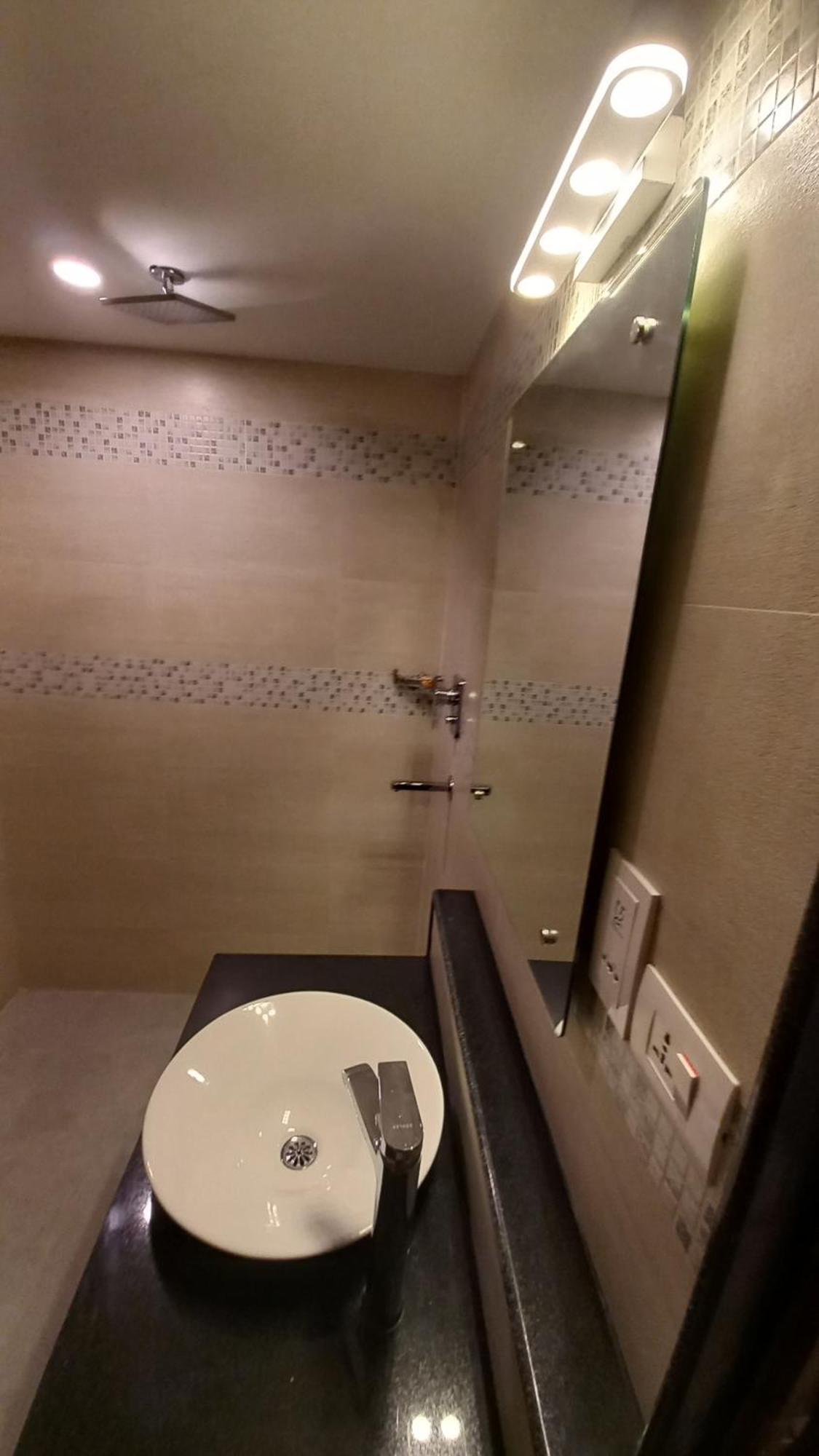 Viavia Boutique Hotel - カトマンズ エクステリア 写真